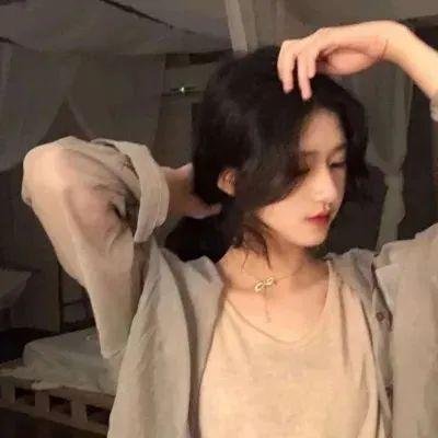 低头不见抬头见